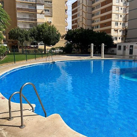 Апартаменти Piso Con Piscina Primera Linea De Playa Торре-дель-Мар Екстер'єр фото