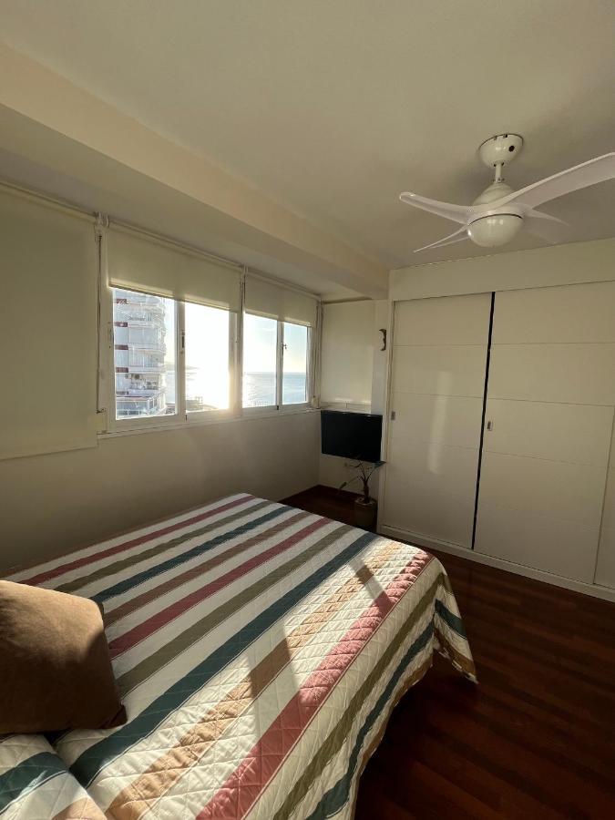 Апартаменти Piso Con Piscina Primera Linea De Playa Торре-дель-Мар Екстер'єр фото